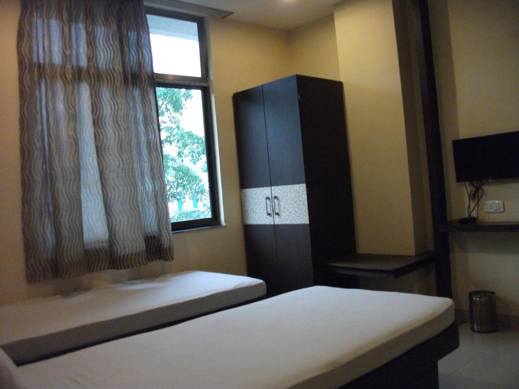 Hotel Parshuram Guwahati Eksteriør billede