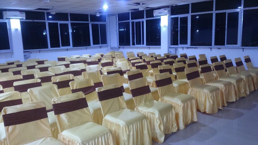 Hotel Parshuram Guwahati Eksteriør billede
