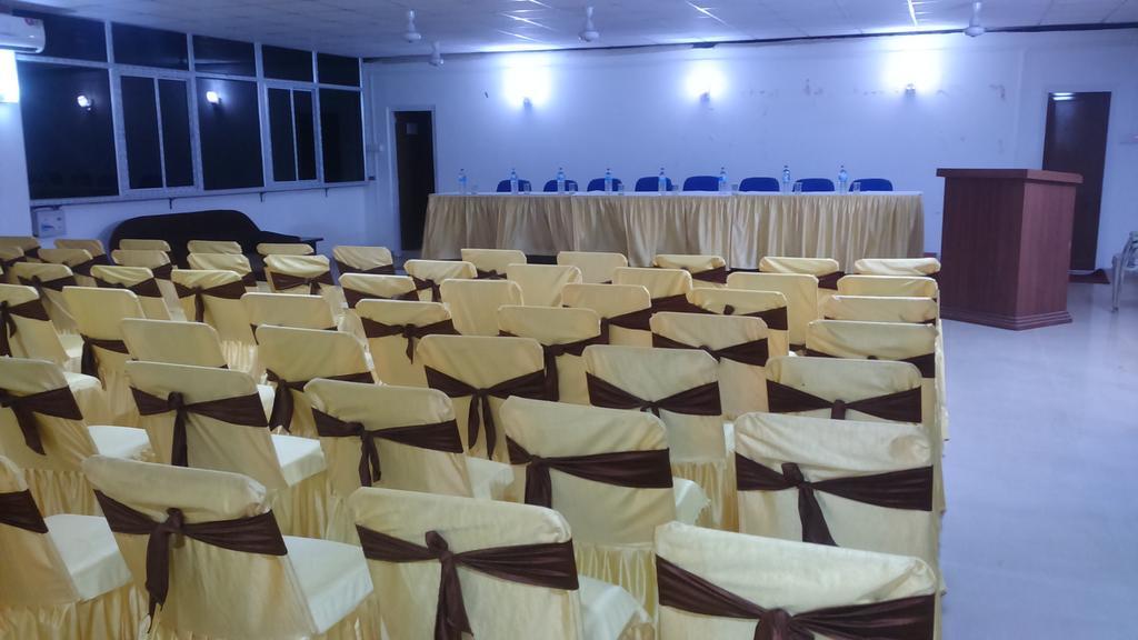 Hotel Parshuram Guwahati Eksteriør billede