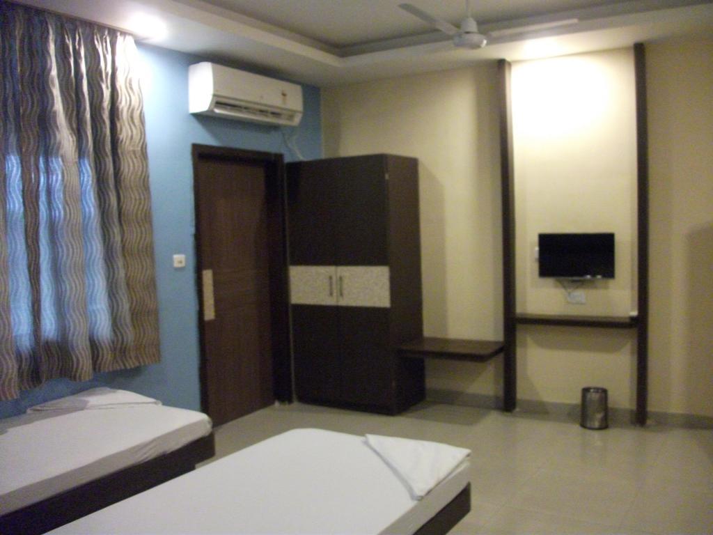 Hotel Parshuram Guwahati Eksteriør billede