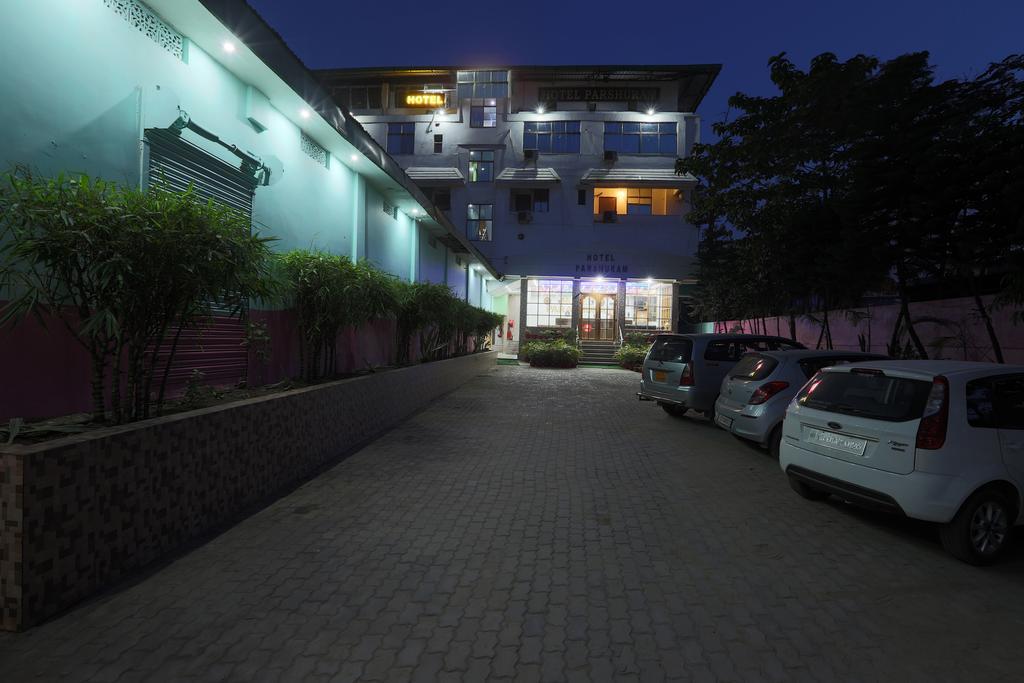 Hotel Parshuram Guwahati Eksteriør billede